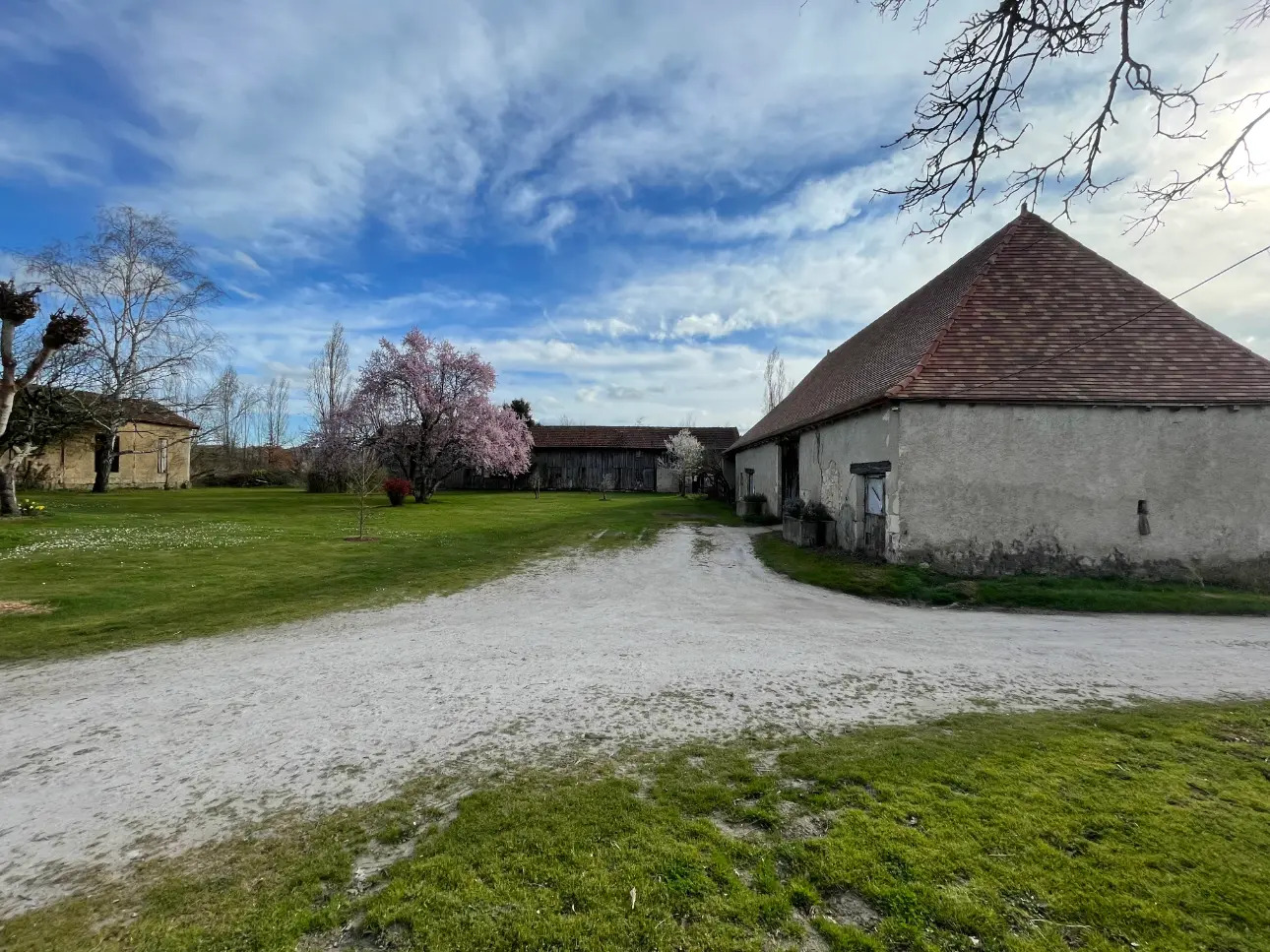 Photos 11 - Agricultural - Longère and outbuildings in the heart of 15.5 ha of unspoiled nature