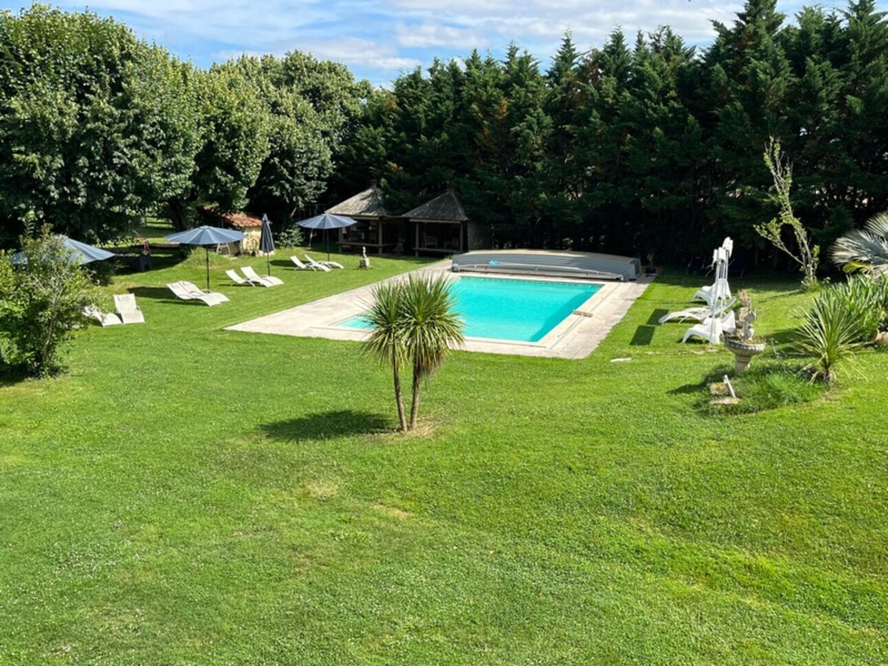 Photos 44 - Prestige - Dpt Gers (32), Proche AUCH - ELEGANTE PROPRIETE GASCONNE sans travaux piscine -4,5HA,- gîtes- chambres d'hôtes - évènementiels