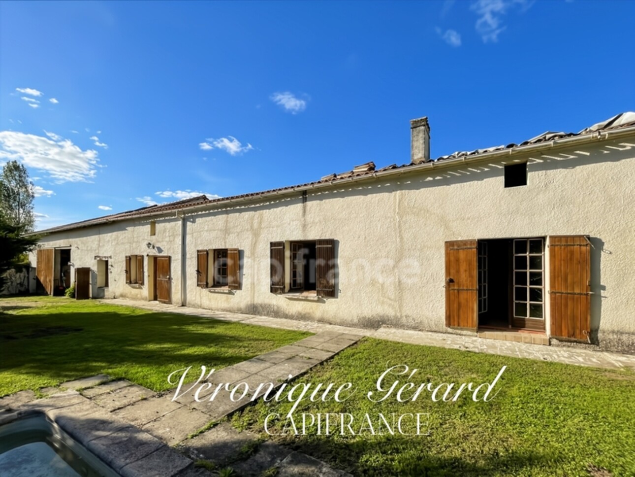 Photos 3 - Touristique - Ancien Corps de ferme de 158 M2 et 247 M2 au sol, avec grange et atelier sur plus de 4 hectares de bois et près