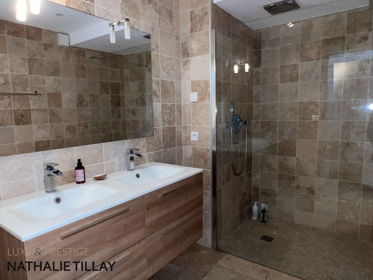 Photos 15 - Tourist - Propriete à vendre, superbe Moulin rénové et bordé par la rivière, a l est d Orleans, parcelle de 4500 m²